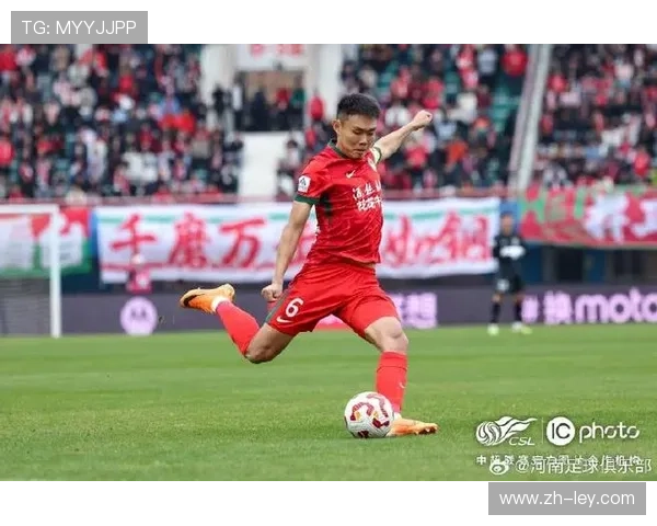 河南俱乐部酒祖杜康VS云南玉昆，尹鸿博赛后举行退役仪式